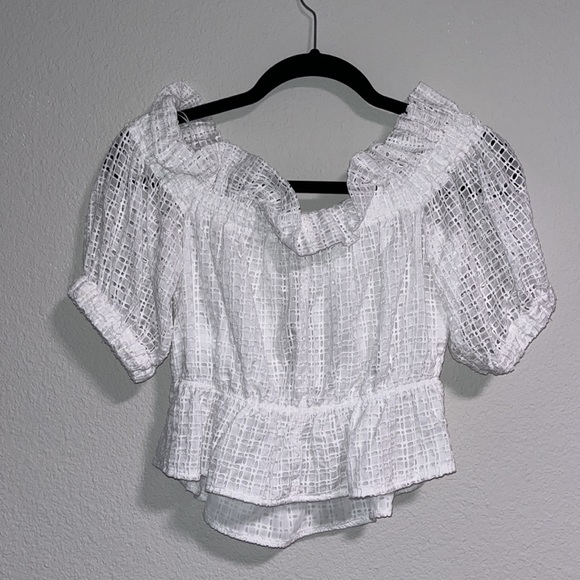 Express Crop Top (NWT) - Picture 2 of 3